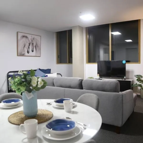 Amazing waterside city view apartment in Rhodes