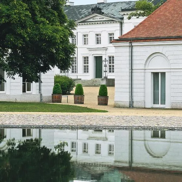 Hotel Schloss Neuhardenberg, hotel in Groß Neuendorf