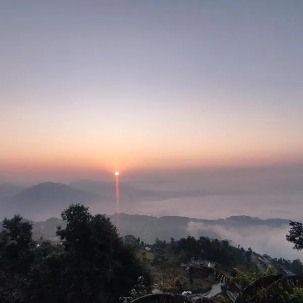 Sarangkot Hotel New Galaxy: Ghāchak şehrinde bir otel