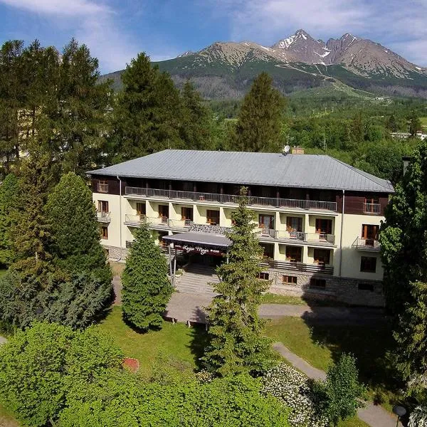 APLEND Hotel Lujza Major, hotel in Vysoke Tatry - Tatranska Lomnica.