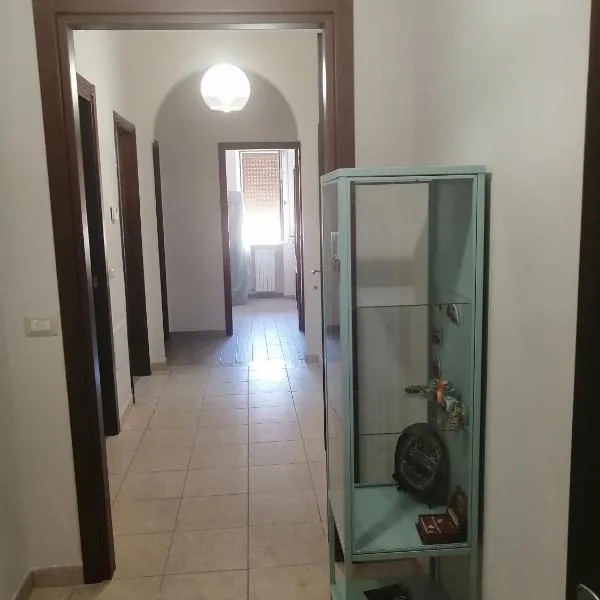 BabbaroHouse - casa vacanza, hotel v destinácii Castelcivita