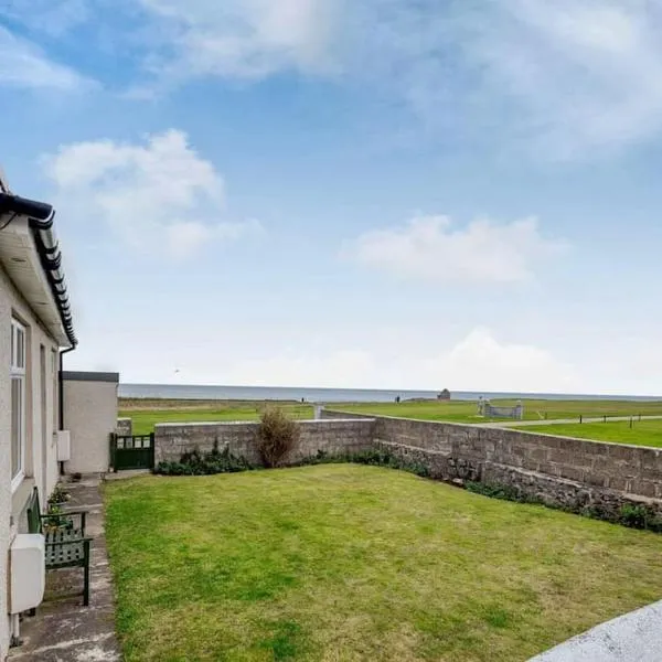 Sea View Cottage, hotel v destinaci Inverallochy