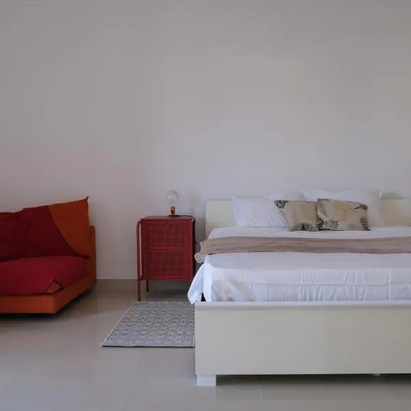 Penthouse with sea view, lift, 2 min from Valletta: Il-Furjana şehrinde bir otel