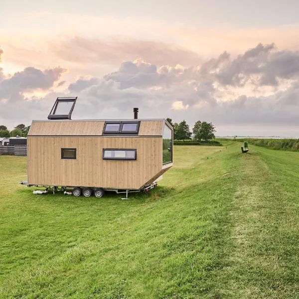 Tiny House Pioneer 2 - Hooksiel im Wangerland, hotel a Wangerland
