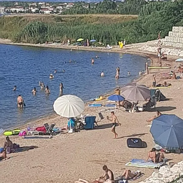 4 you, отель в Нине