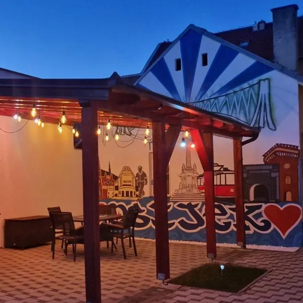 Design Apartments Red Blue, khách sạn ở Osijek