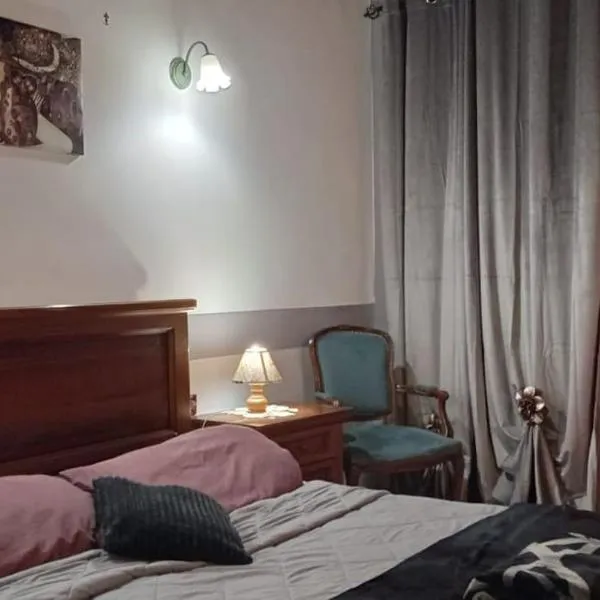Casa Appartamento per Vacanze - CASA CAMPANFIORE - Al Centro Storico di ZAGAROLO - PER 4 OSPITI, hotel v destinaci Zagarolo