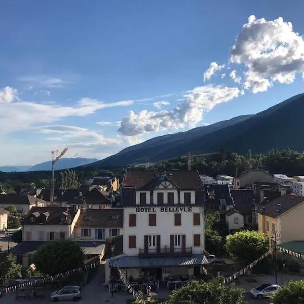 HeberGeneve : Vue sur le Jura، فندق في جيكس