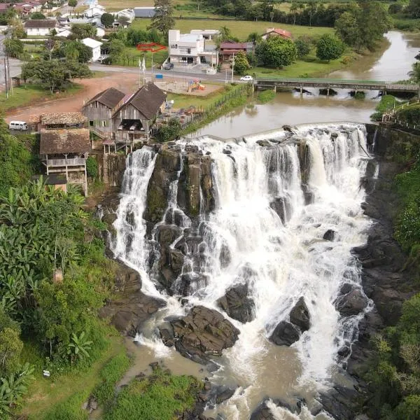 Pousada Salto Donner，Benedito Novo的飯店