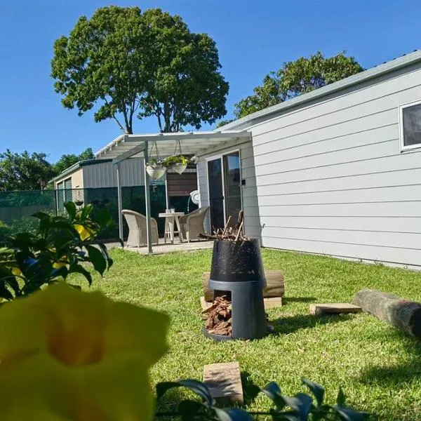 Lovely Hidden Gem in Redcliffe、レッドクリフのホテル
