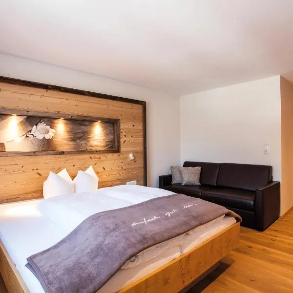 Posthotel Pfunds, hotel v destinácii Pfunds