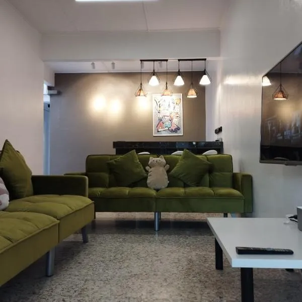 Batu Pahat Taman Banang Homestay, hotel in Batu Pahat