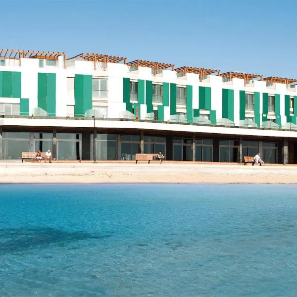 Hotel LIVVO Corralejo Beach, hotel v destinaci Corralejo