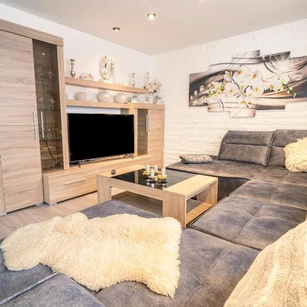 TRUTH für 5 - King Size Betten, Kamin, Garten, XXL Couch, Smart-TV, hotel in Dortmund