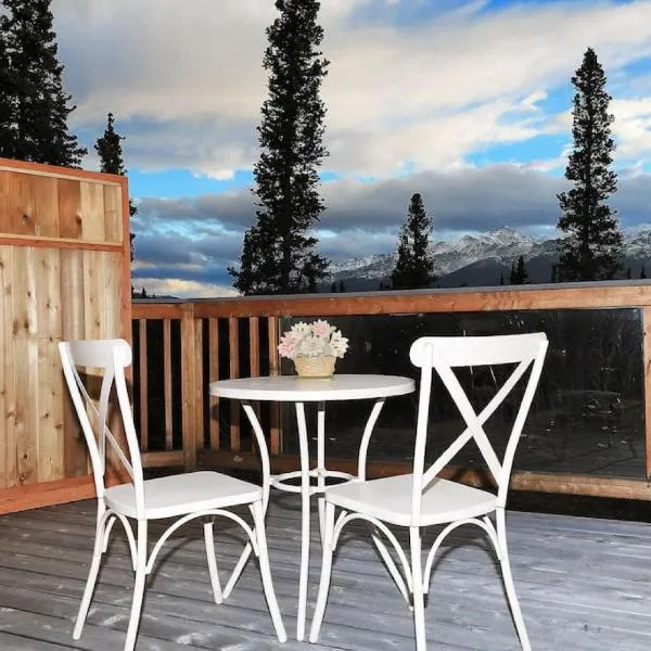 Denali King Suite with Amazing Views โรงแรมในฮีลี