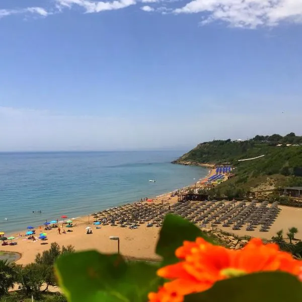 Appartamenti e Stanze Onde Blu, hotel v destinácii Le Castella