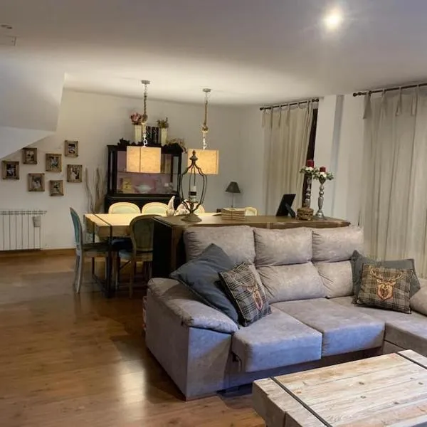 Casa Sesué ideal para familias, hotel v destinaci Sesué
