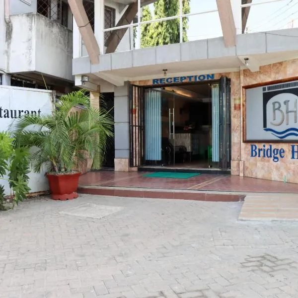 Bridge Hotel Mombasa、モンバサのホテル