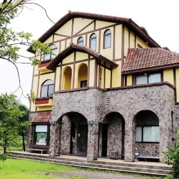 田園城堡包棟民宿, hotel v destinaci Lung-mu-ching