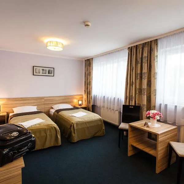 Hotel Alpex, hotell i Zabrze