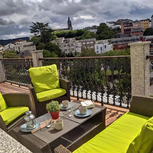 Ático Matías López, hotel in Sarria