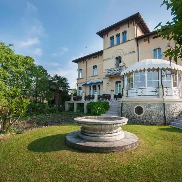 Hotel Villa Maria, готель у Дезенцано-дель-Гарді