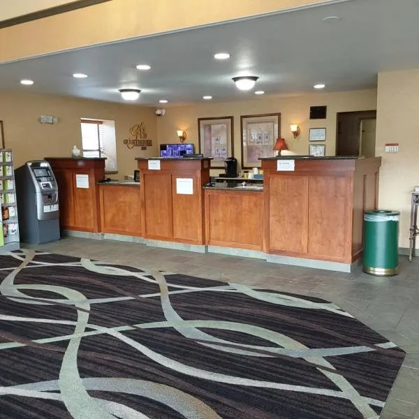 Lavissh inn and Suites, hotel v destinaci Bellingham