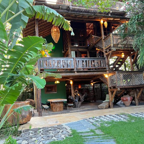 Casa da Árvore, 350m da Praia, Ofurôs de Madeira, 7 pessoas