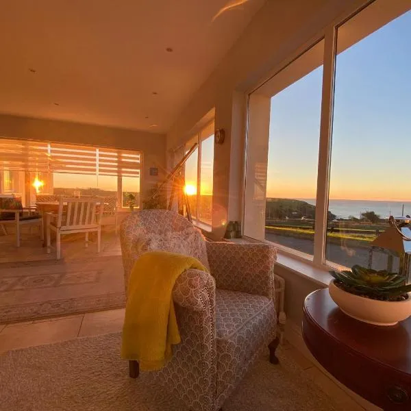 Follies Suites Ballyvoile, hotel v destinaci Dungarvan