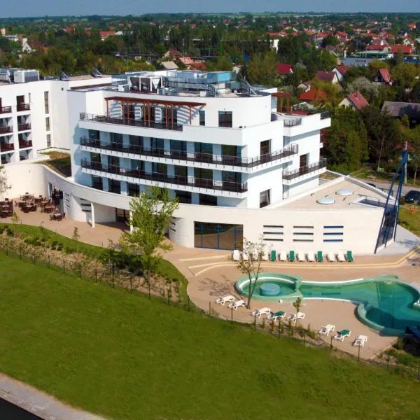 Vital Hotel Nautis, hotel en Pusztaszabolcs