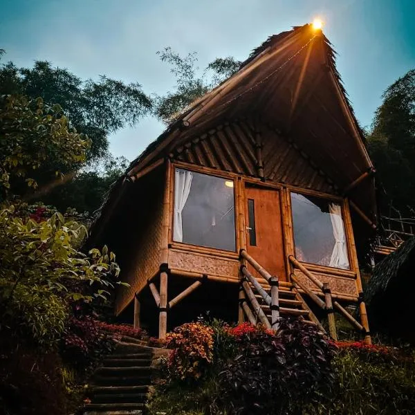 Saung Arjuna Syandana Resort, hotel v destinaci Ciwidey
