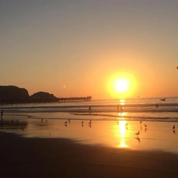 Departamentos Cerro Azul P1, hotel in Cerro Azul