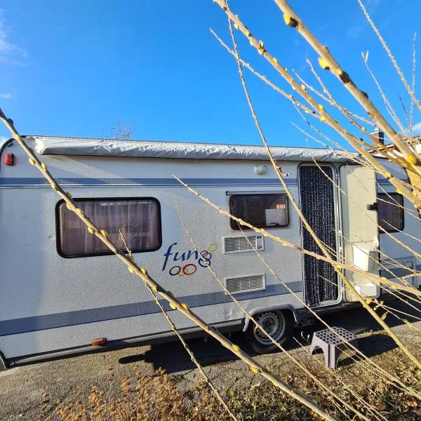 Louise´s Camper, hotel in Zistersdorf