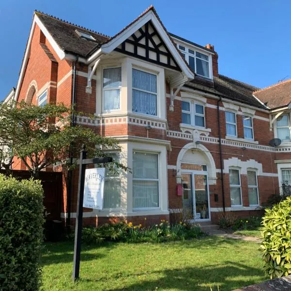 Waverley B & B, hotel in Minehead