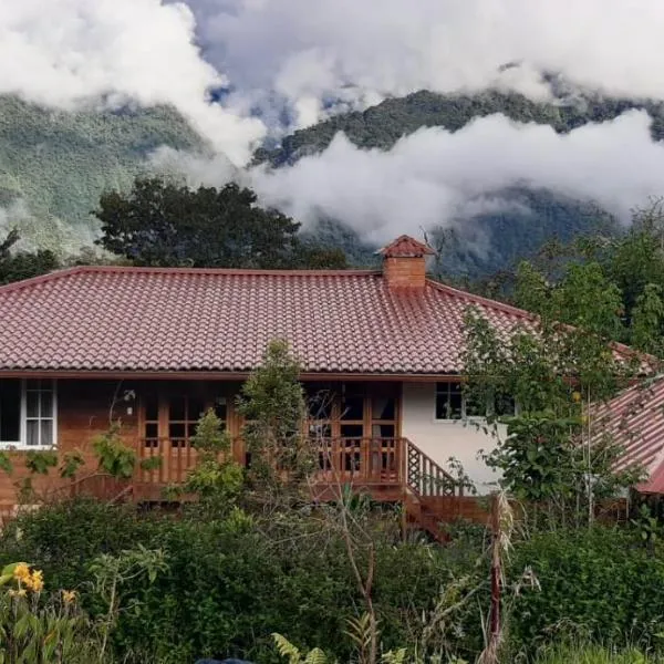 Posada Campo Libre, hotel di Cosanga