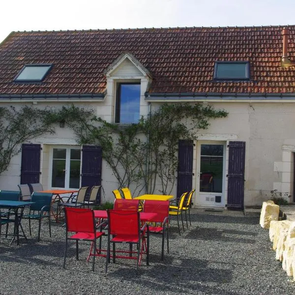 Au Temps Retrouvé, hotel em Nouans-les-Fontaines