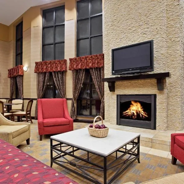 西辛辛那提快捷假日酒店，Dent的飯店