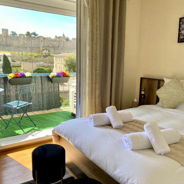 Maison face à la cité, hotel v Carcassonne