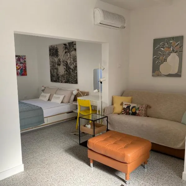 8+8 Appartamento con garage, hotel v destinaci Livorno