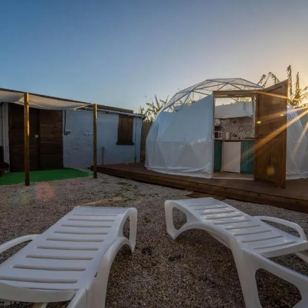 ADAMA Glamping, hotel v destinaci Chiclana de la Frontera
