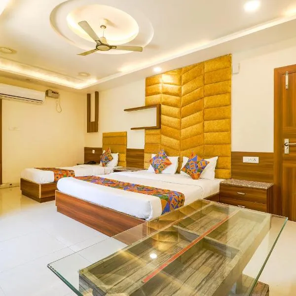 FabHotel Royal Aanandam, hotel em Gwalior