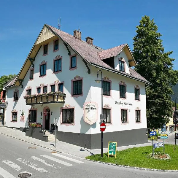 Landgasthof Hausmann, hotel v destinaci Puchberg am Schneeberg