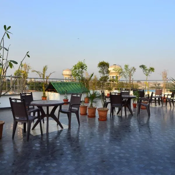 Hotel Shri Vinayak in City Centre at New Delhi Railway Station-By RCG Hotels photo 2