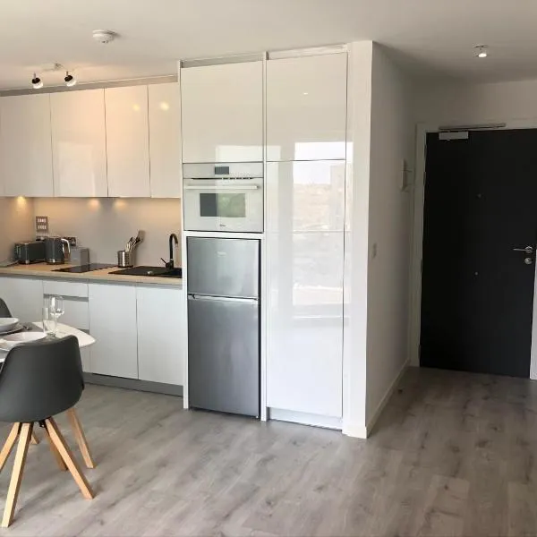 CP High floor luxury studio with sea view, hotel in Gibraltar
