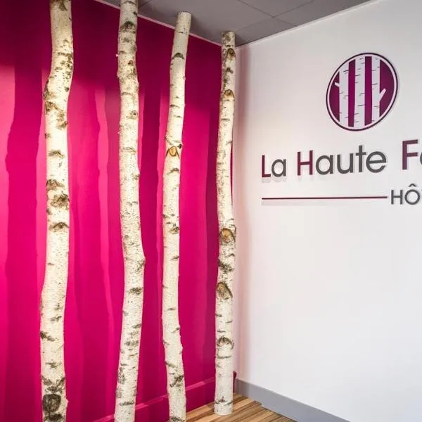 Logis hôtel restaurant la Haute Forêt, hotel v destinácii Vertou