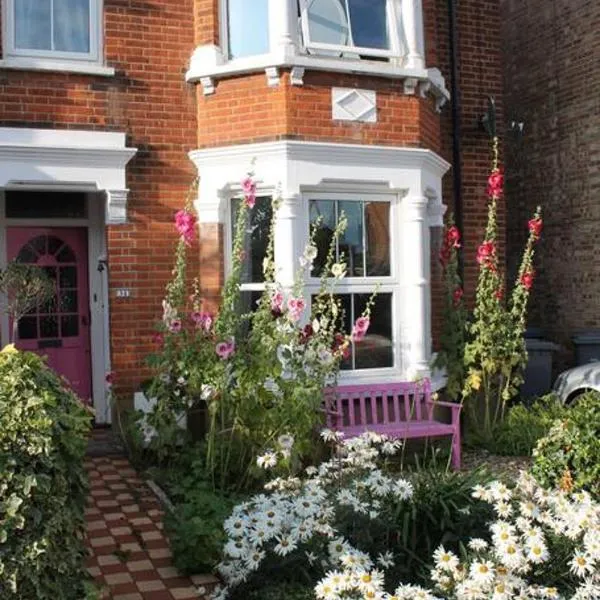 Stoneleigh, hotel in Bawdsey