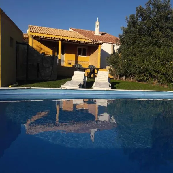Casa Alexandra, hotel sa Poço Partido