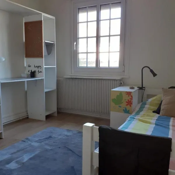 Coquet appartement 6 personnes avec jardin, hotel di Wintzenheim