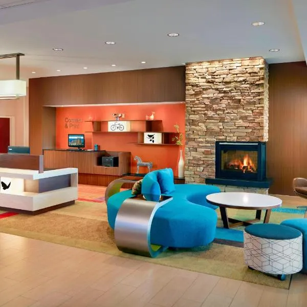 Fairfield Inn & Suites by Marriott Hendersonville Flat Rock, hotel i Columbus