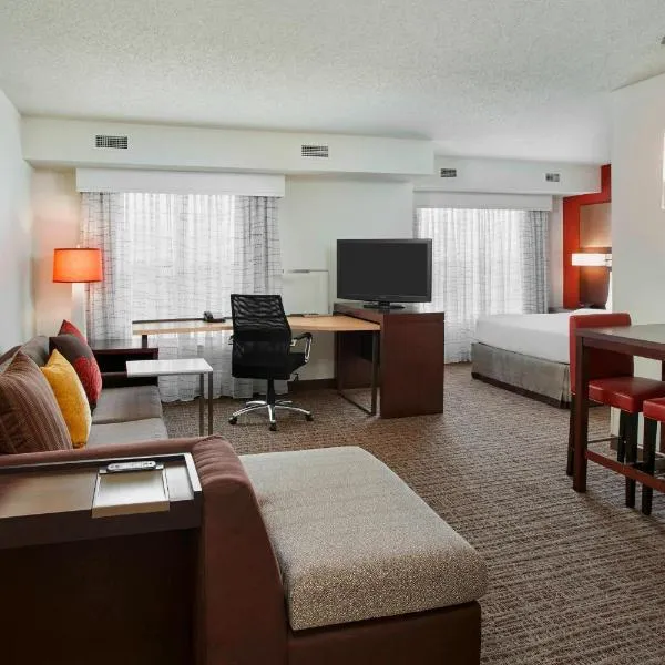 Residence Inn Detroit / Auburn Hills, viešbutis mieste Pontiakas